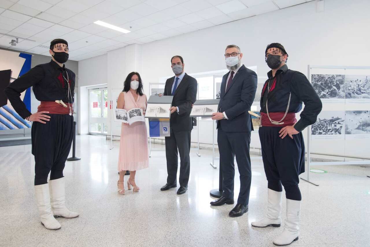 Battle of Crete exhibition at El Venizelos