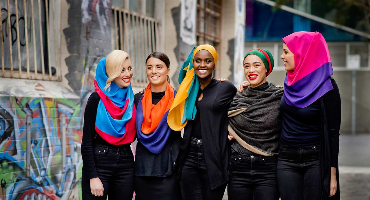 hijabs moga