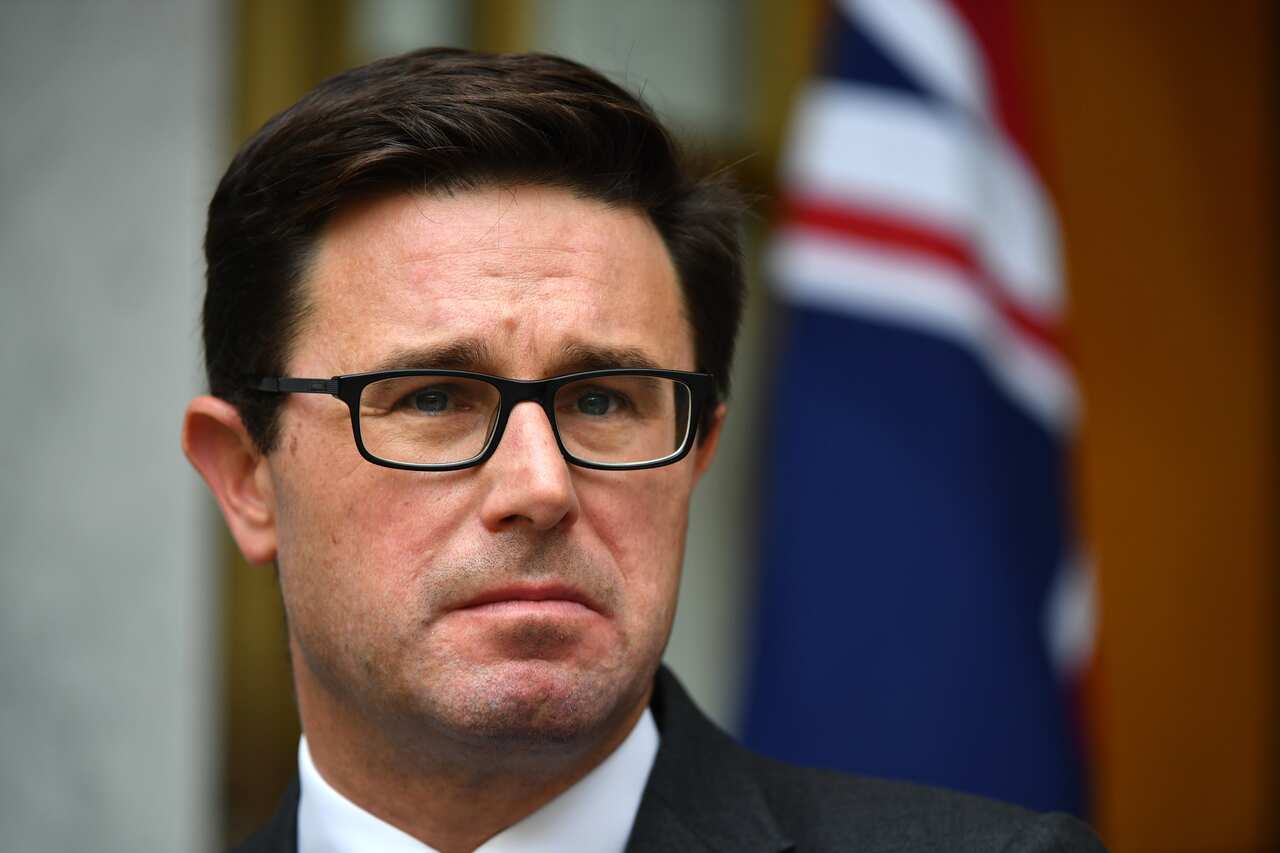 Agriculture Minister David Littleproud is investigating contacts between commonwealth inspectors and meatworks staff. 