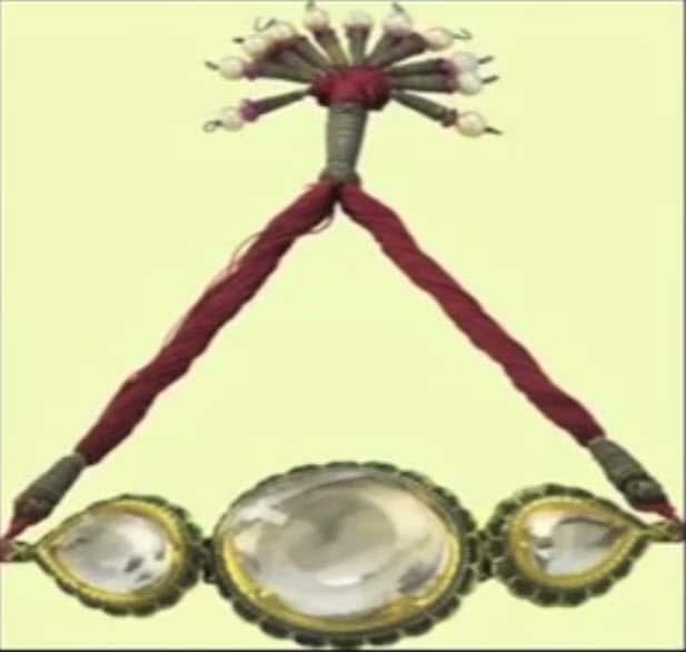 The original Kohinoor was the central diamond in an armband, as it was worn by Sher e Punjab