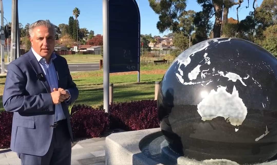 Mayor of Fairfield Frank Carbone unveiling the People's Globe.