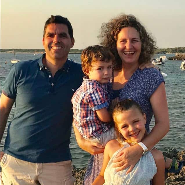 Laura Villoldo con su familia