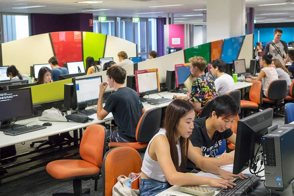 Australia, Queensland, Queensland University of Technology Garden Point Library students computer