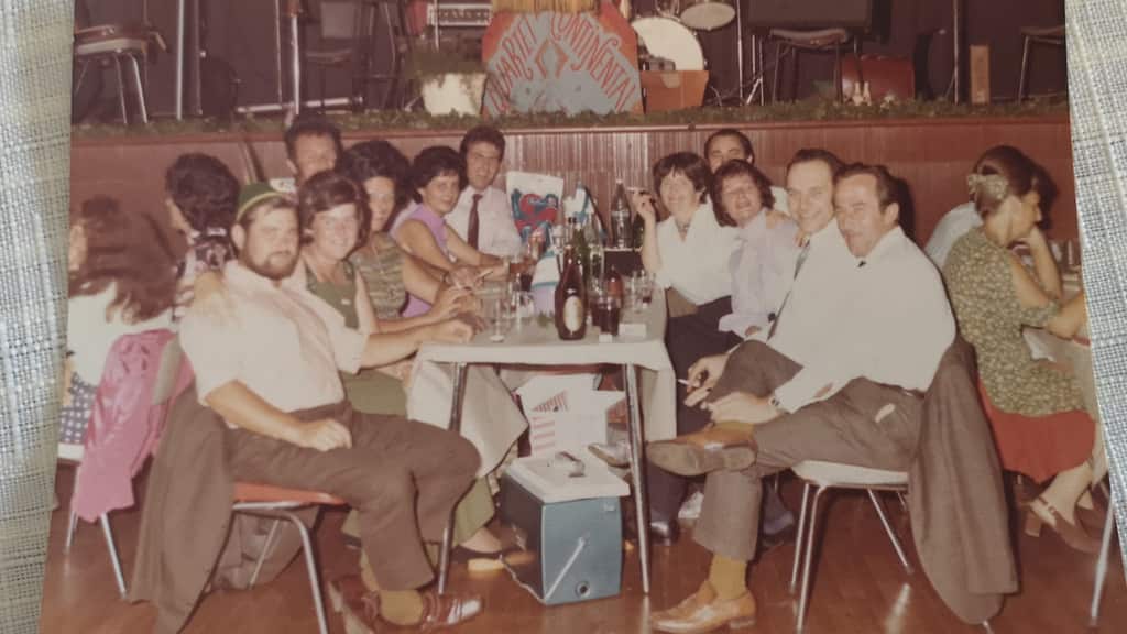 Mit Freunden im Deutschen Club