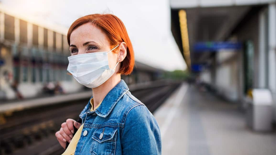 Public transport commuters Victoria have been warned to mask up or face a $200 fine.