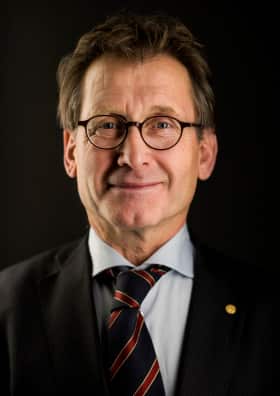 Official portraits of the Nobel Laureates 2016.Photo: Alexander Mahmoud