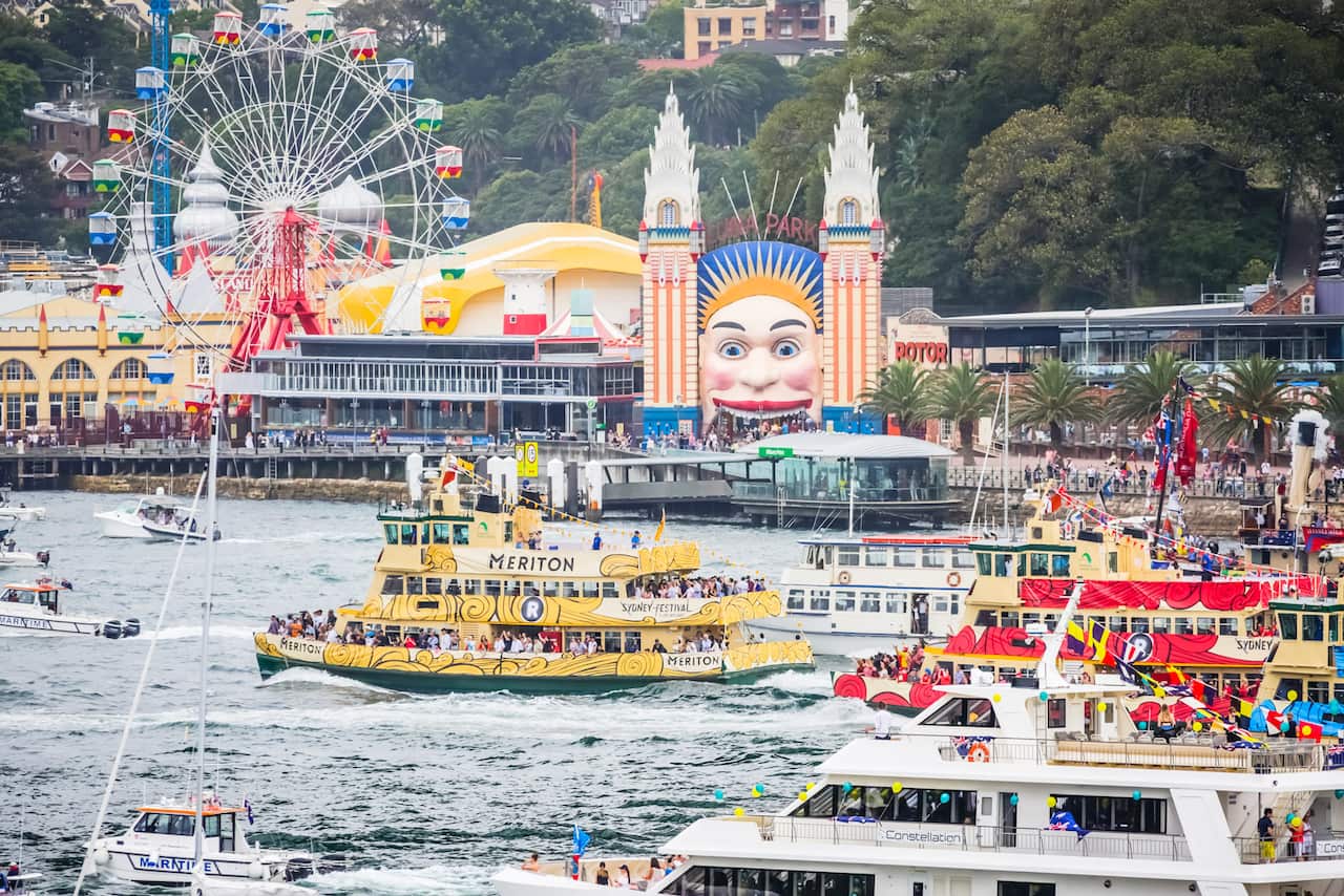 Australia Day celebrations on board the HMAS Canberra on Sydney Harbour. Picture © Salty Dingo 2017