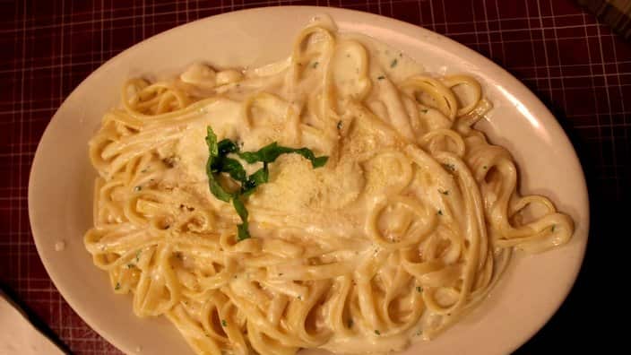 Fettuccine Alfredo