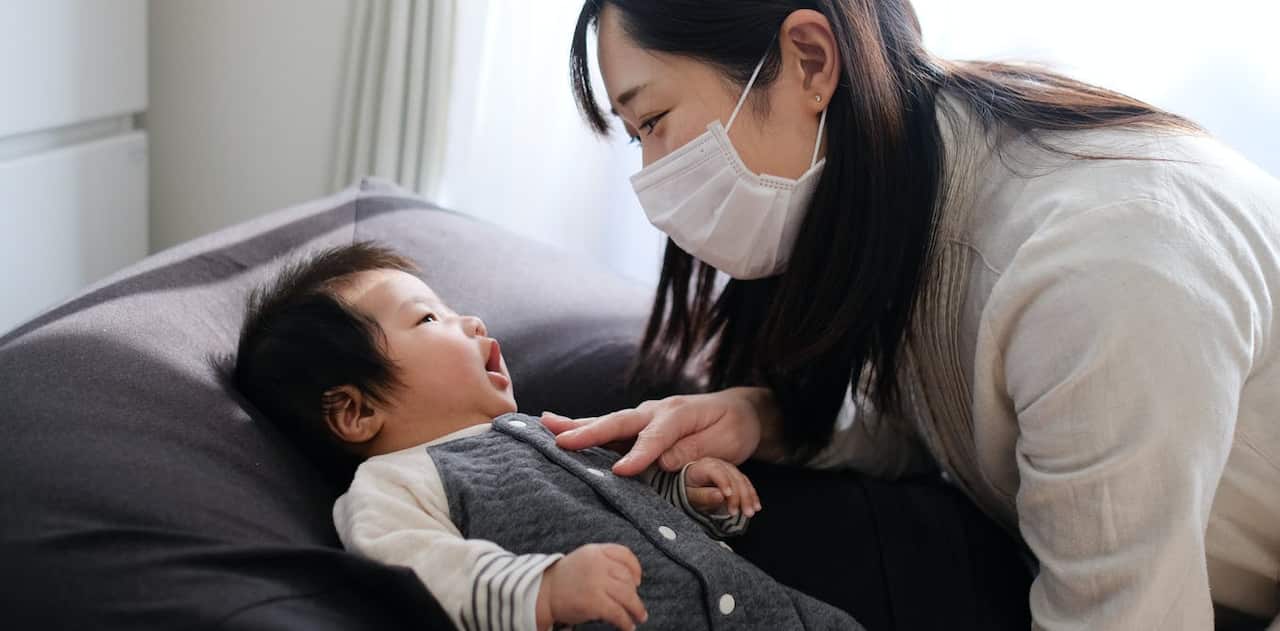 Making eye contact as a baby is crucial for development