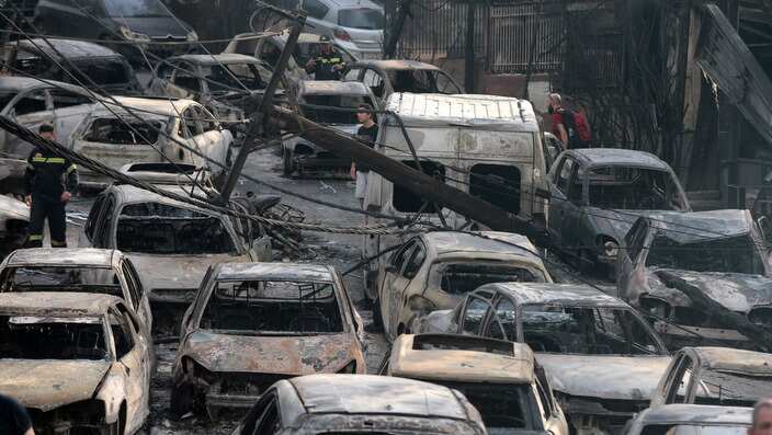 Deadly wildfires in Greece