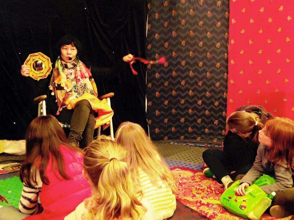 Gabrielle Wang giving a talk to Australian schoolchildren. 