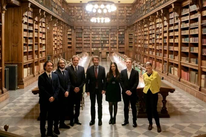 Ministerod ella Cultura.