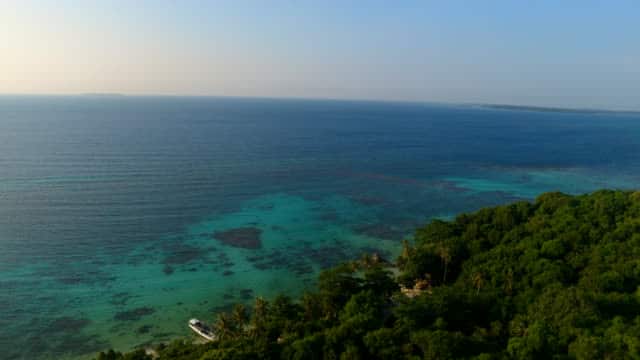 Karimun Island, also known as Karimunjawa and Karimun Java, is a hidden paradise of Java, is an archipelago of 27 islands north of Semarang and off the coast of Central Java. The main island is Karimun and the second island is Kemujan. The two islands are