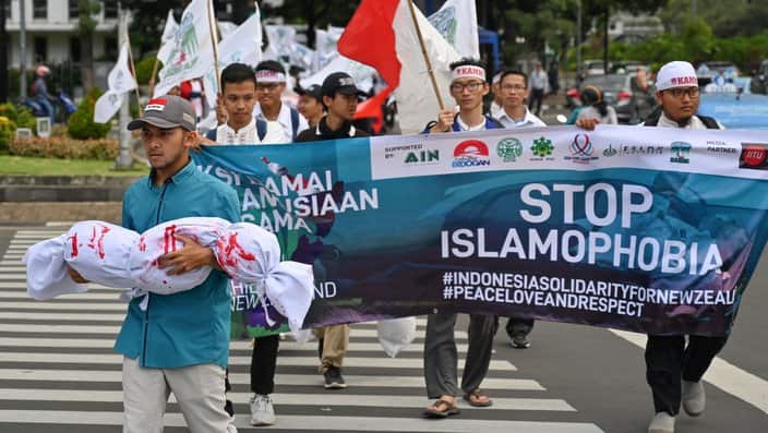 Indonesian Muslims hold a rally in Jakarta on March 22, 2019, to condemn the attacks on two mosques in New Zealand.