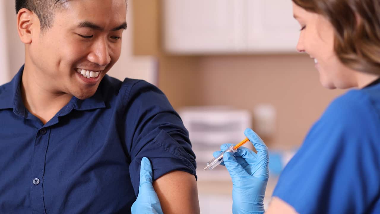 Man getting flu shot