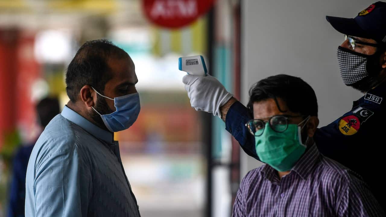 covid cases pakistan on the rise