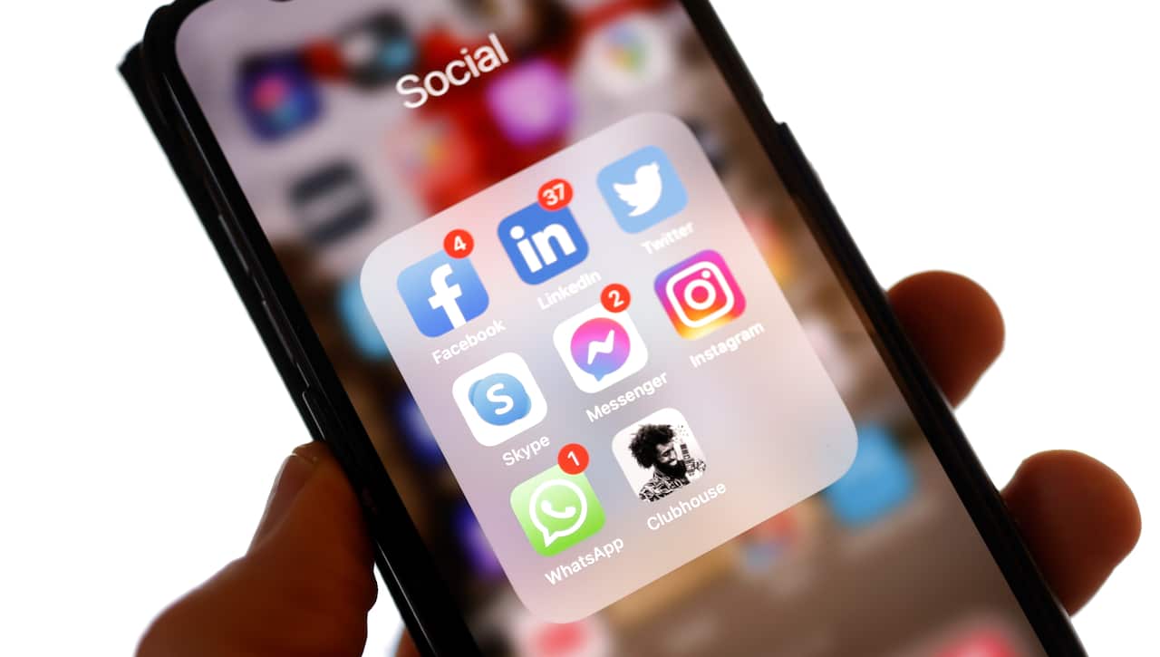 Some common social media applications.