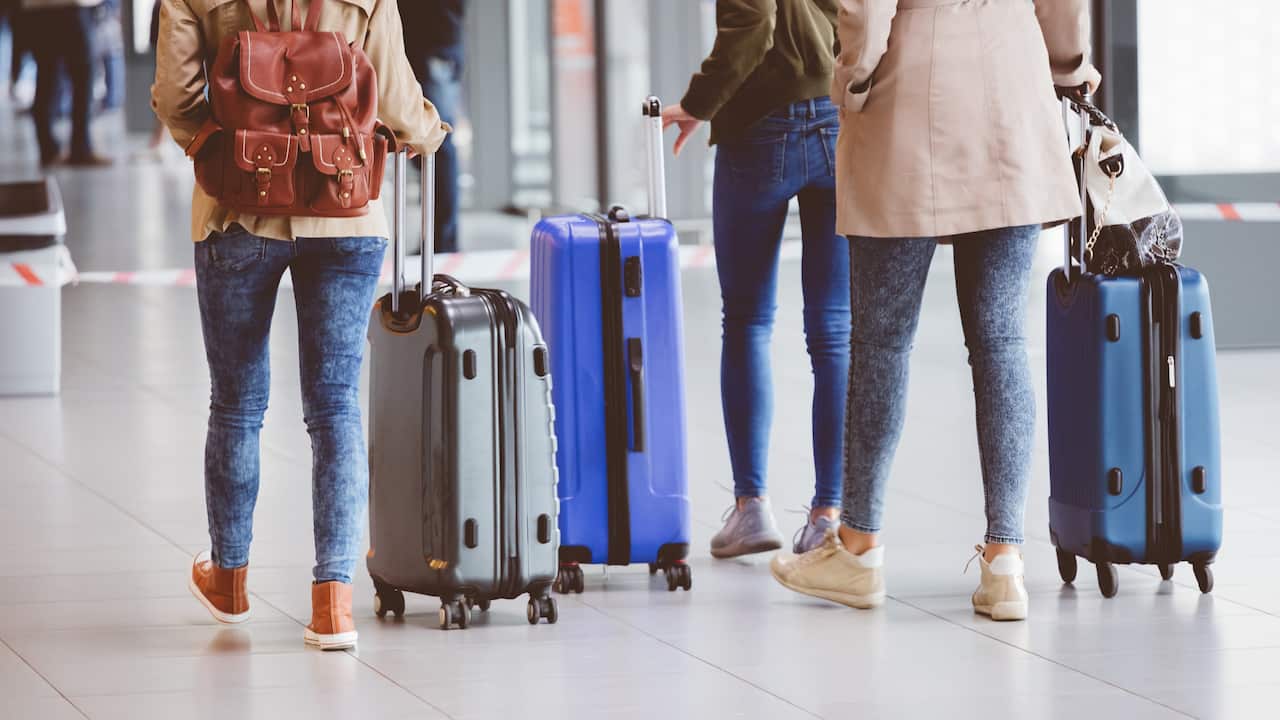 Vaccinated international students are allowed to travel to Australia from December 6