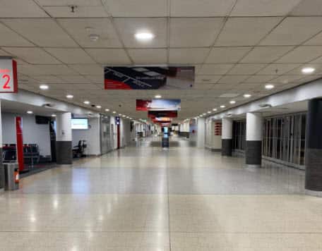 Un'altra immagine dell'aeroporto di Melbourne, dove nell'ultimo anno e mezzo il traffico è stato limitato ad una manciata di voli domestici e internazionali