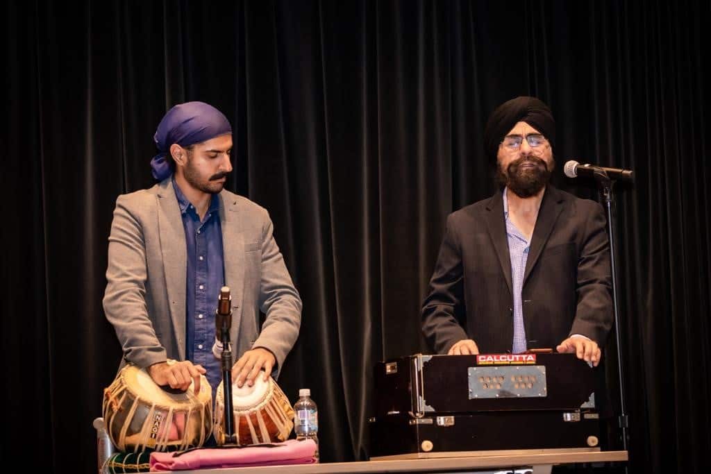 Hymns recited by Voice of Gurbani group