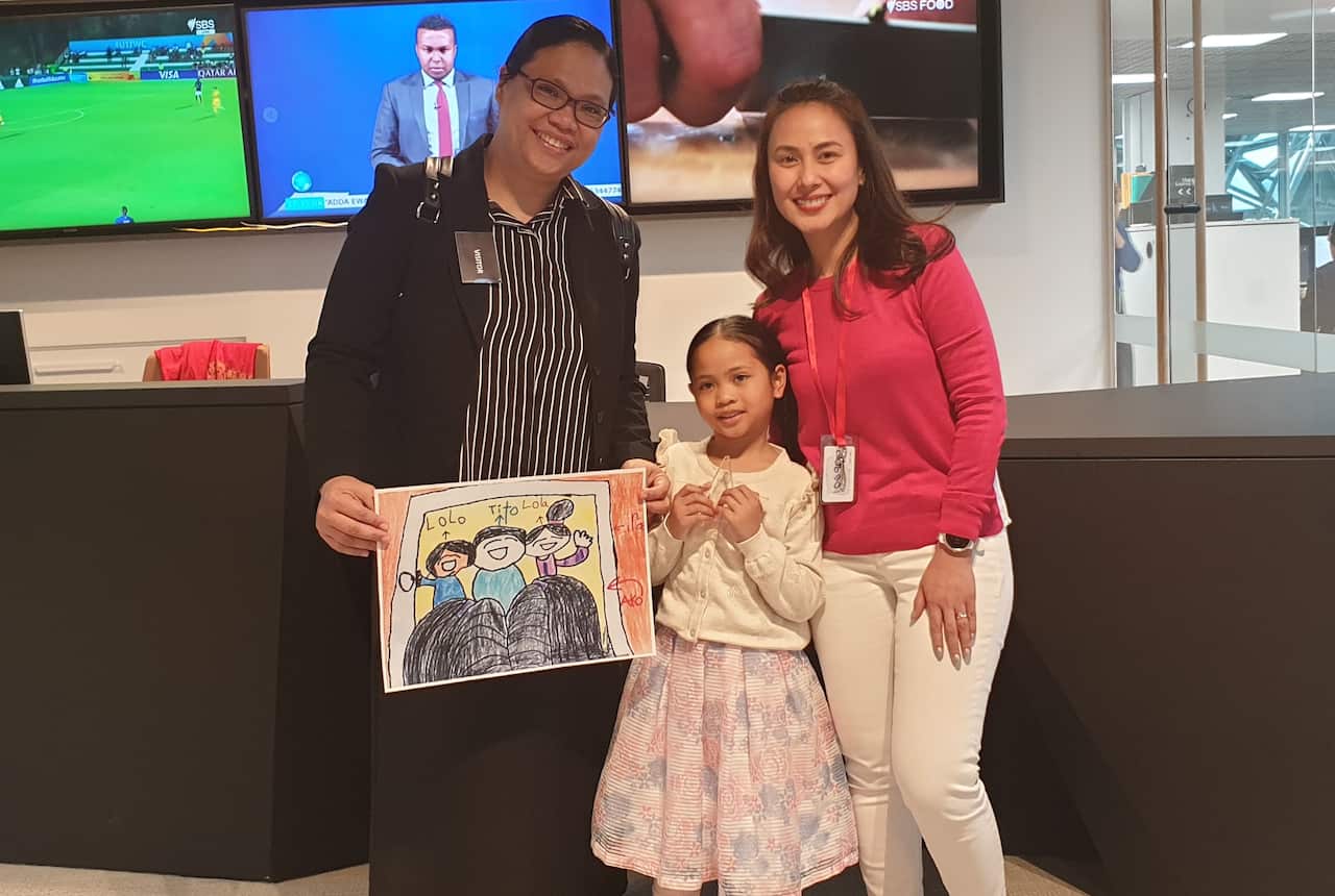 (L-R) Jewel Pastor (Hanna's mum), Hanna Laan and SBS radio broadcaster Claudette Centeno-Calixto during the NLC awarding ceremony.
