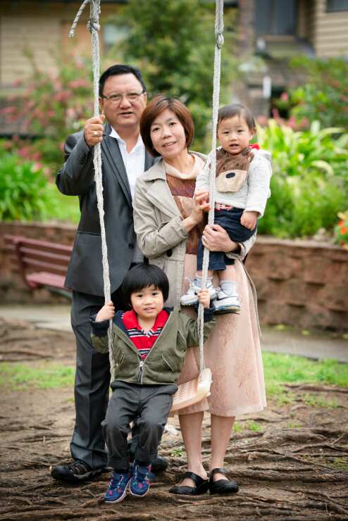 Who Gets To Stay in Australia - Harry and Viona