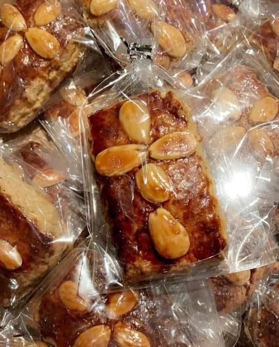 بعض الحلويات من صنع ديانا المنزلي