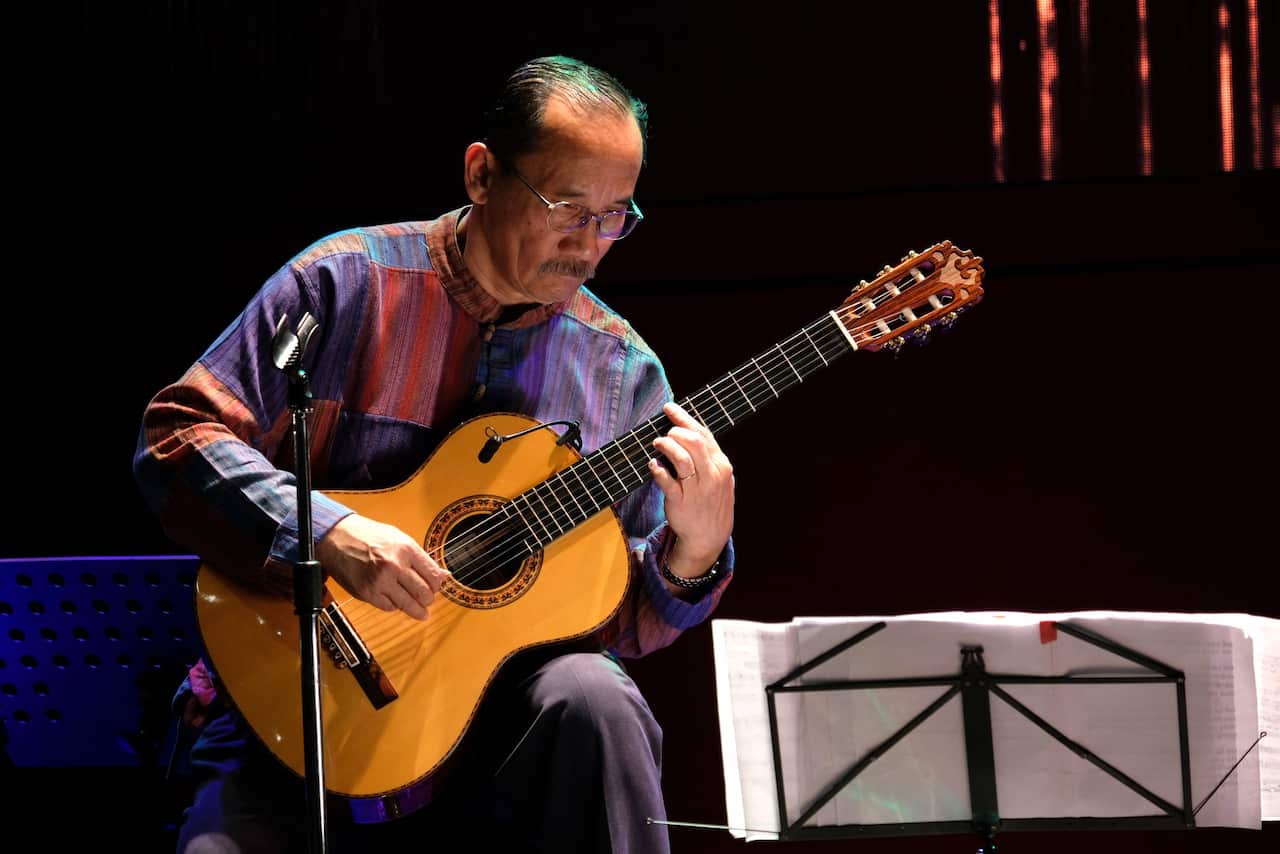 Ngày 26 tháng một là ngày mọi người dân Úc cùng nhìn lại lịch sử thăng trầm của nước Úc, có nhiều vinh quang, tự hào và cả những sai lầm cần soi rọi. Ngày mà chúng ta cảm nhận về nước Úc, để cùng chia sẻ với 25 triệu người Úc khác đến từ hơn 260 nguồn gốc