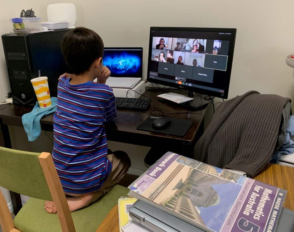 Em Jackson Trương, học sinh Lớp 5 Việt-Toán do cô Thanh Trúc giảng dạy