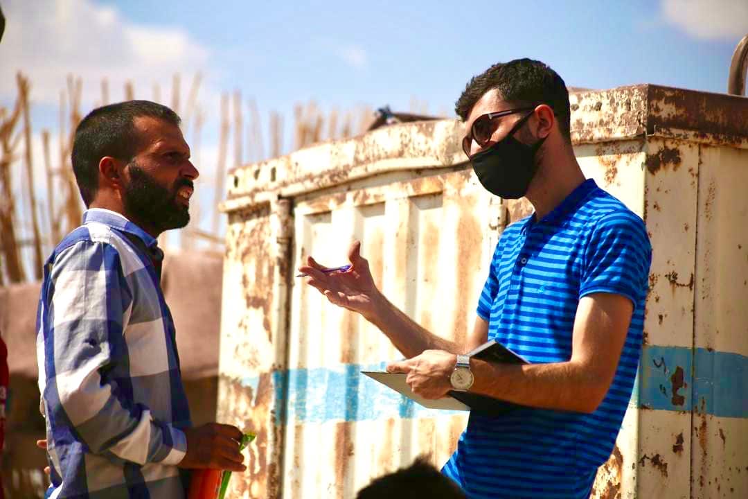 Journalist Hoshang Hasan right