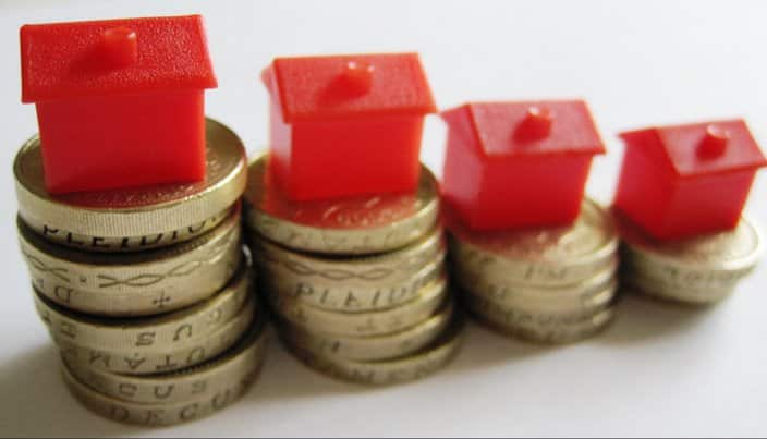 houses by images and money
