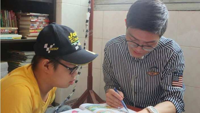 Quốc Huy làm tình nguyện viên