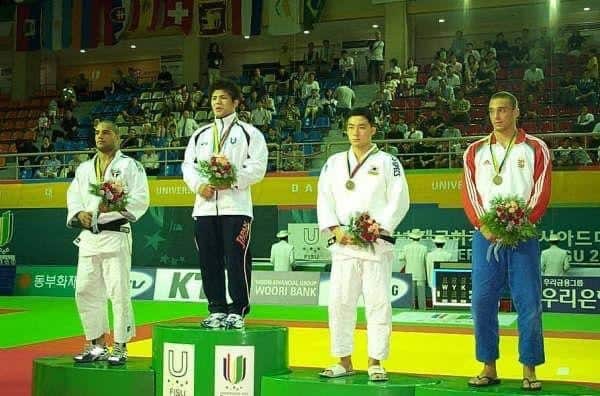 Diego Barreto a celebrar a medalha de prata no World Championship, na Korea 