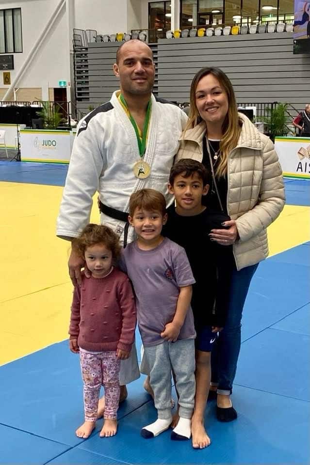 Diego, Thais, Enzo, Thomas and Sophia - uma família bonita que, hoje, não trocaria viver na Austrália para viver no Brasil