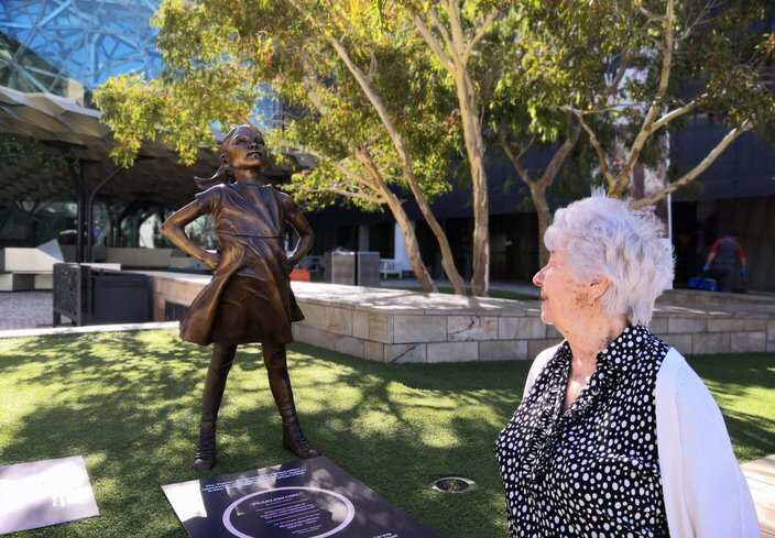 Fearless girl and Ekaterina Danova