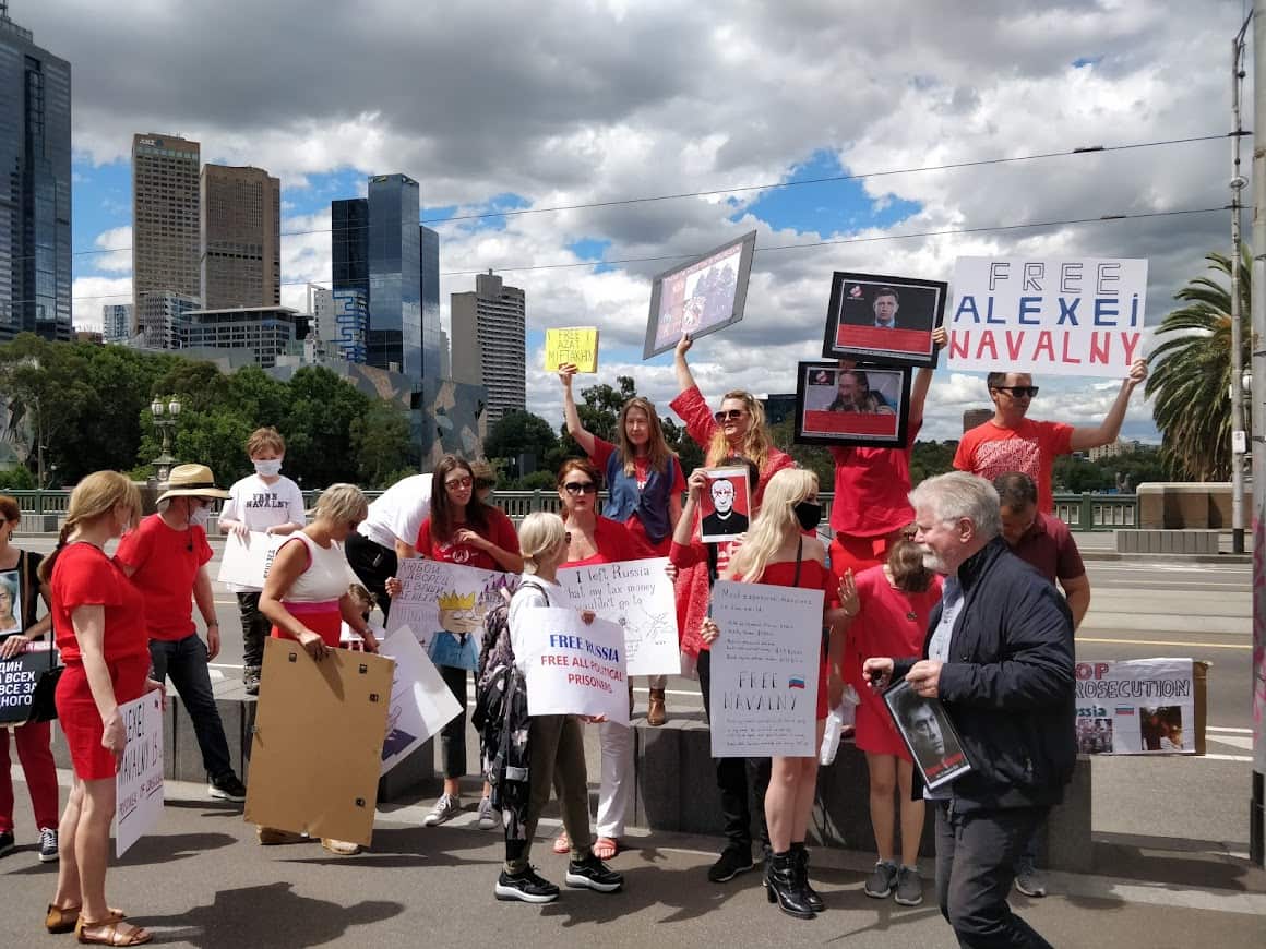 Rally in support of Alexei Navalny on Princes Bridge on 6 February, 2021.