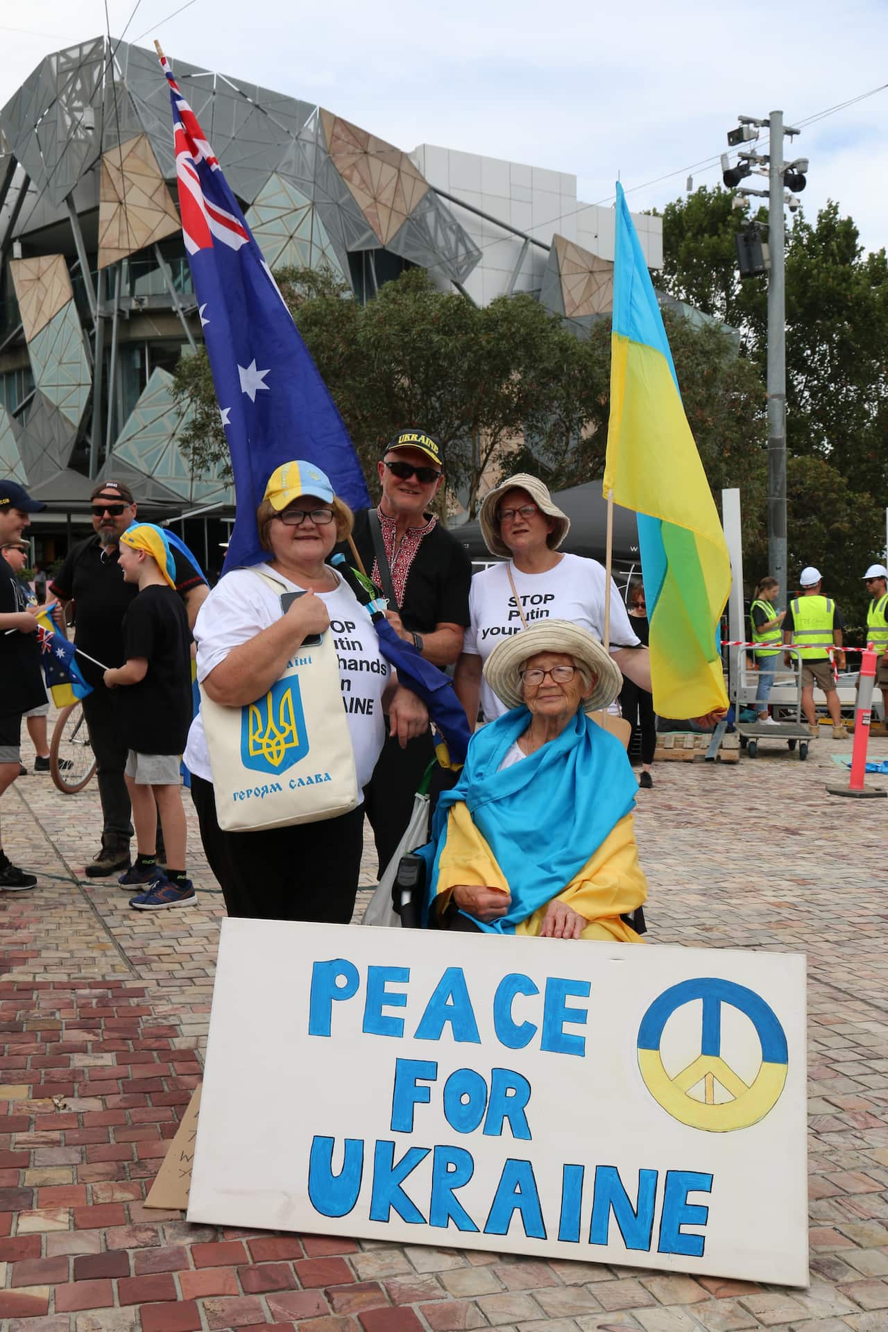 Anti-war protest in Melbourne against invasion of Ukraine, 27/02/2022.
