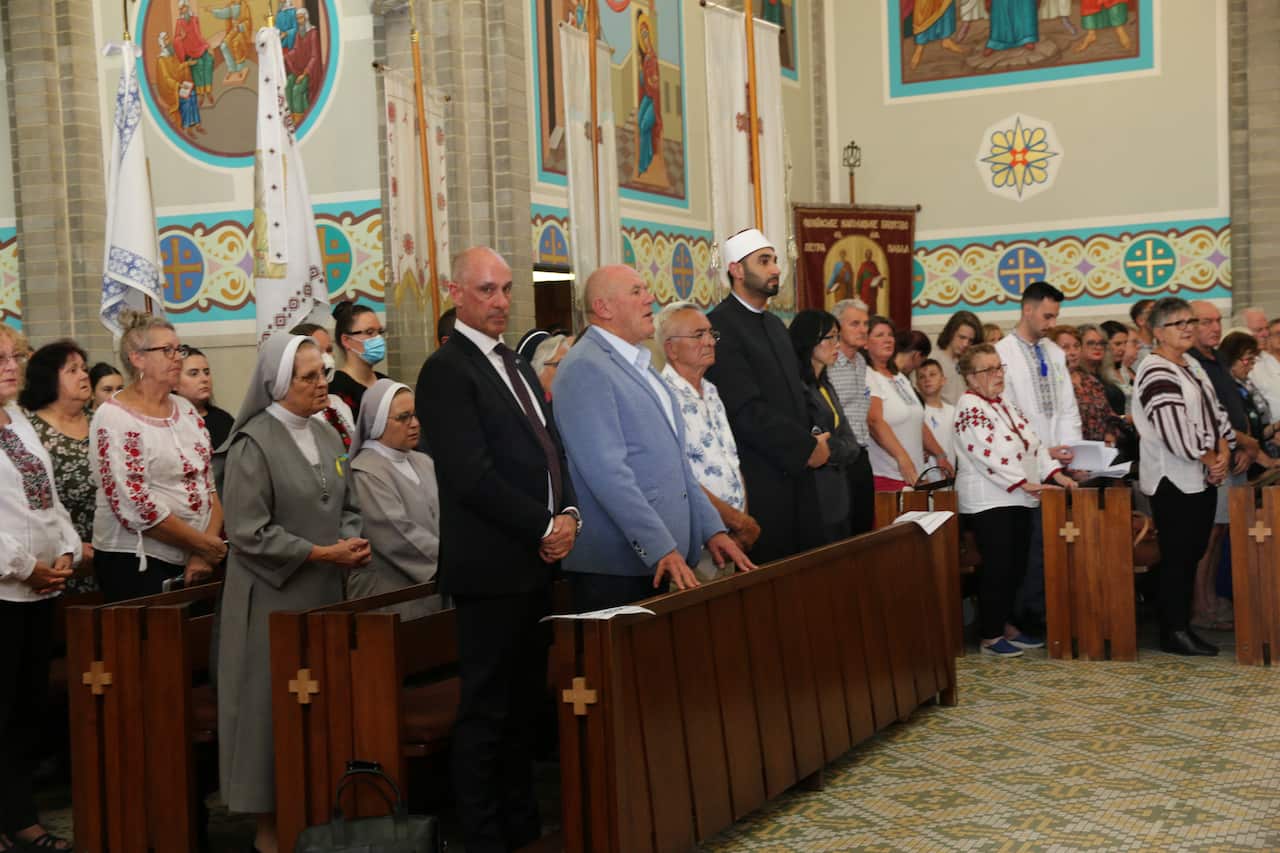 Prayer for peace in Ukraine.