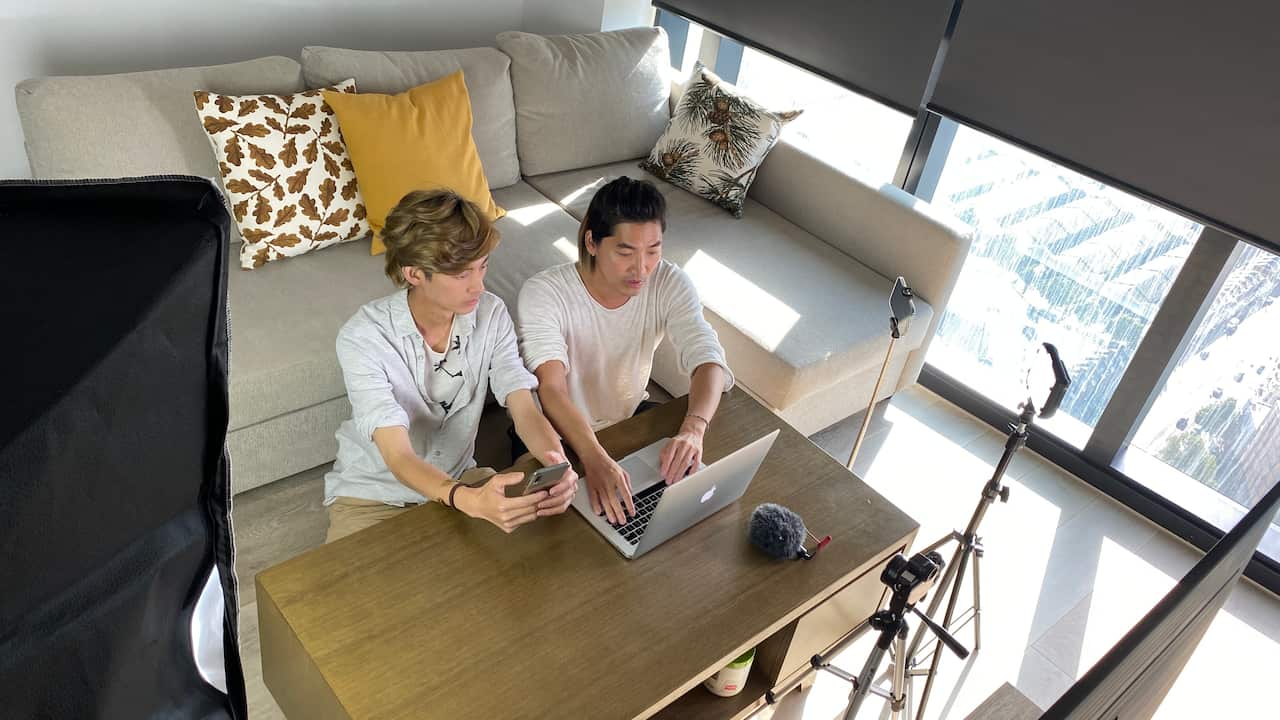 Taiwanese Tea: Howard and Zac