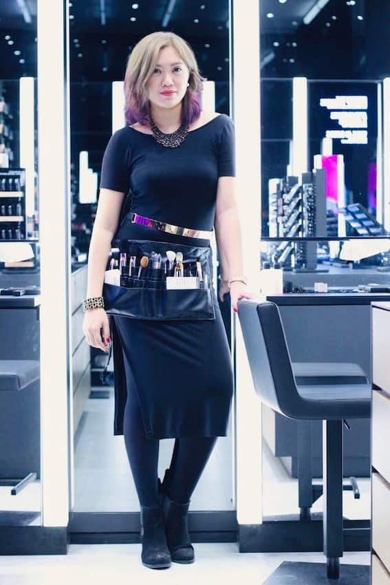 Ever since she was young, she was an independent woman who always wanted to pursue her passion- make up.