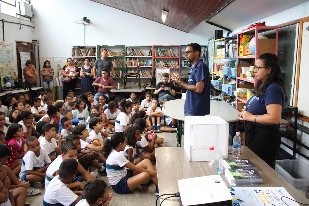 Wolbito na escola wolbachia