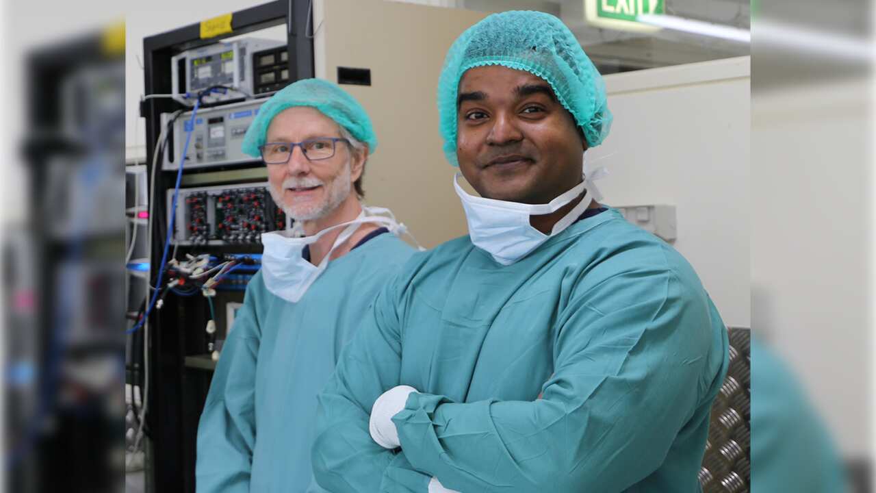 Dr. Yugeesh Lankadeva (R ) and Professor Clive May (L) - Florey Institute of Neuroscience and Mental Health