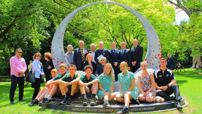 A CEREMONY TO MARK THE END OF THE WAR AT GALLIPOLI