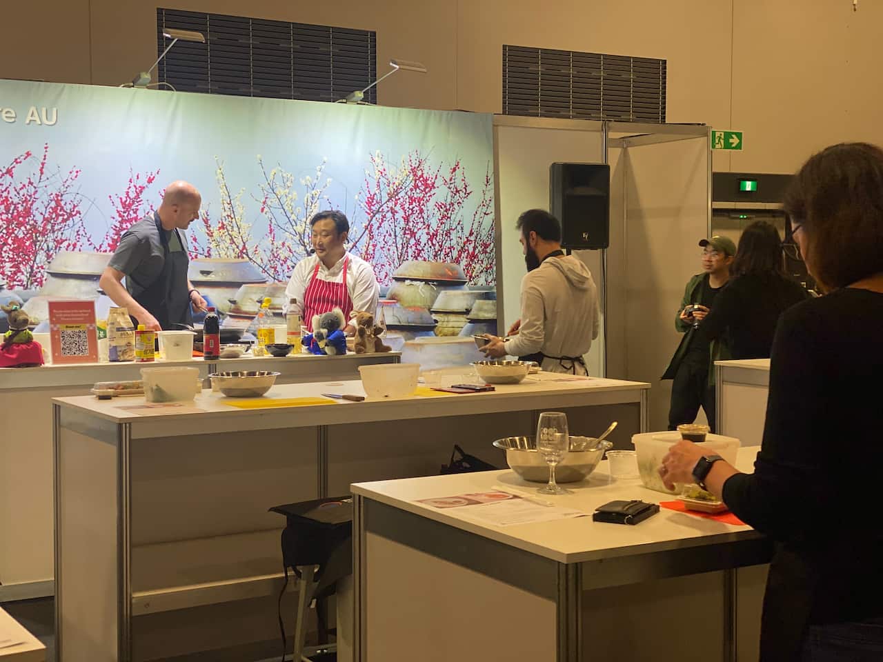 주시드니한국문화원이 주최한 한식 마스터 클래스 가운데 이충재 셰프가 진행한 '전 마스터 클래스'