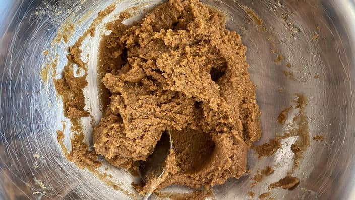 The dough comes together nice and smooth and is easy to roll out.