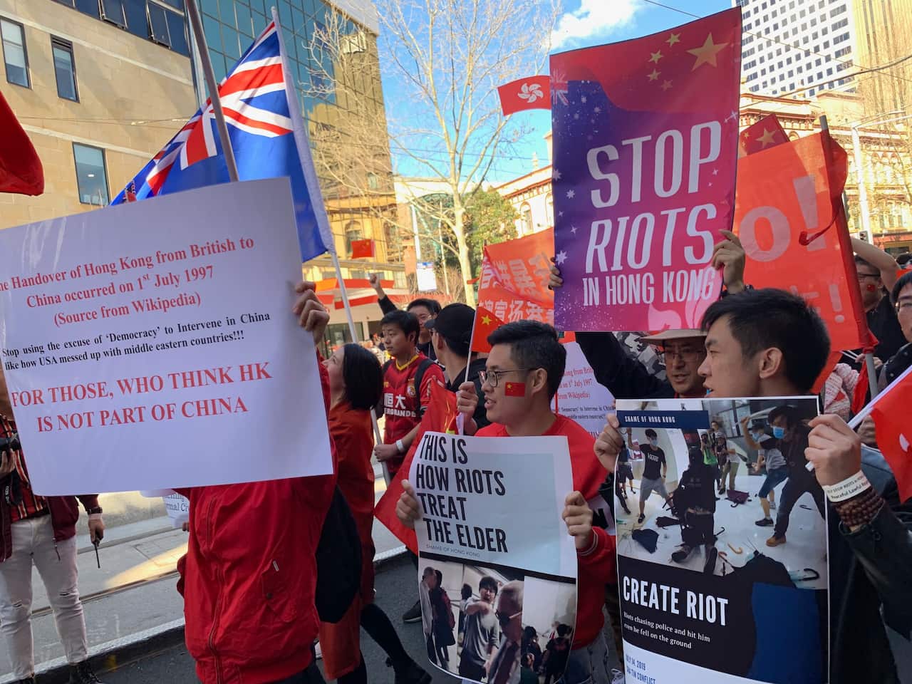 悉尼“爱国护港”游行