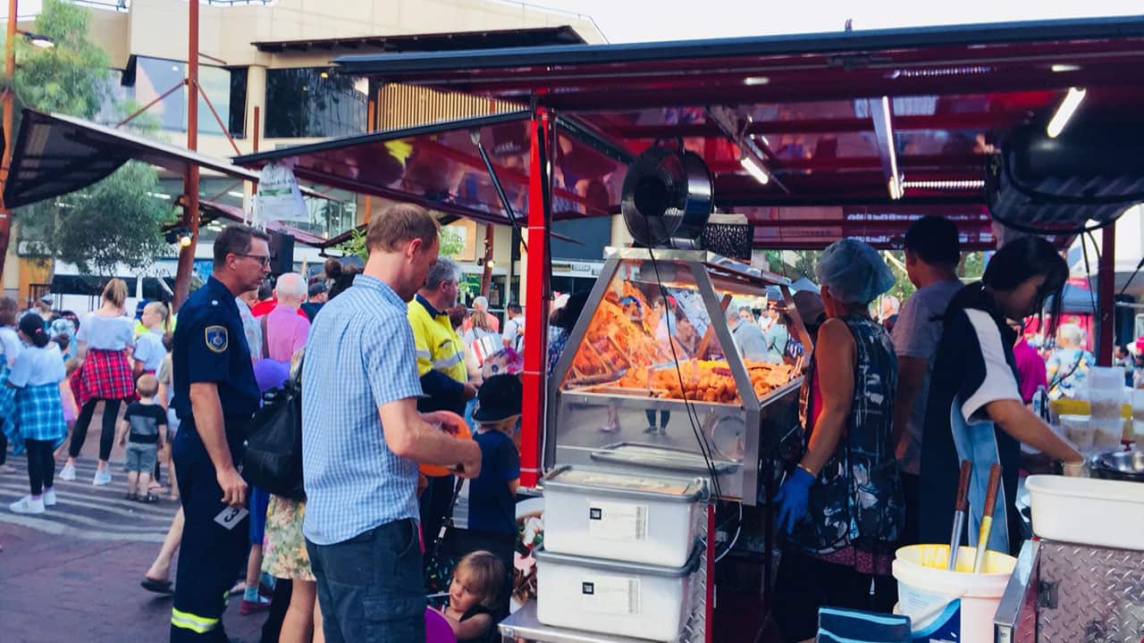 Image of Sab E Lee food van