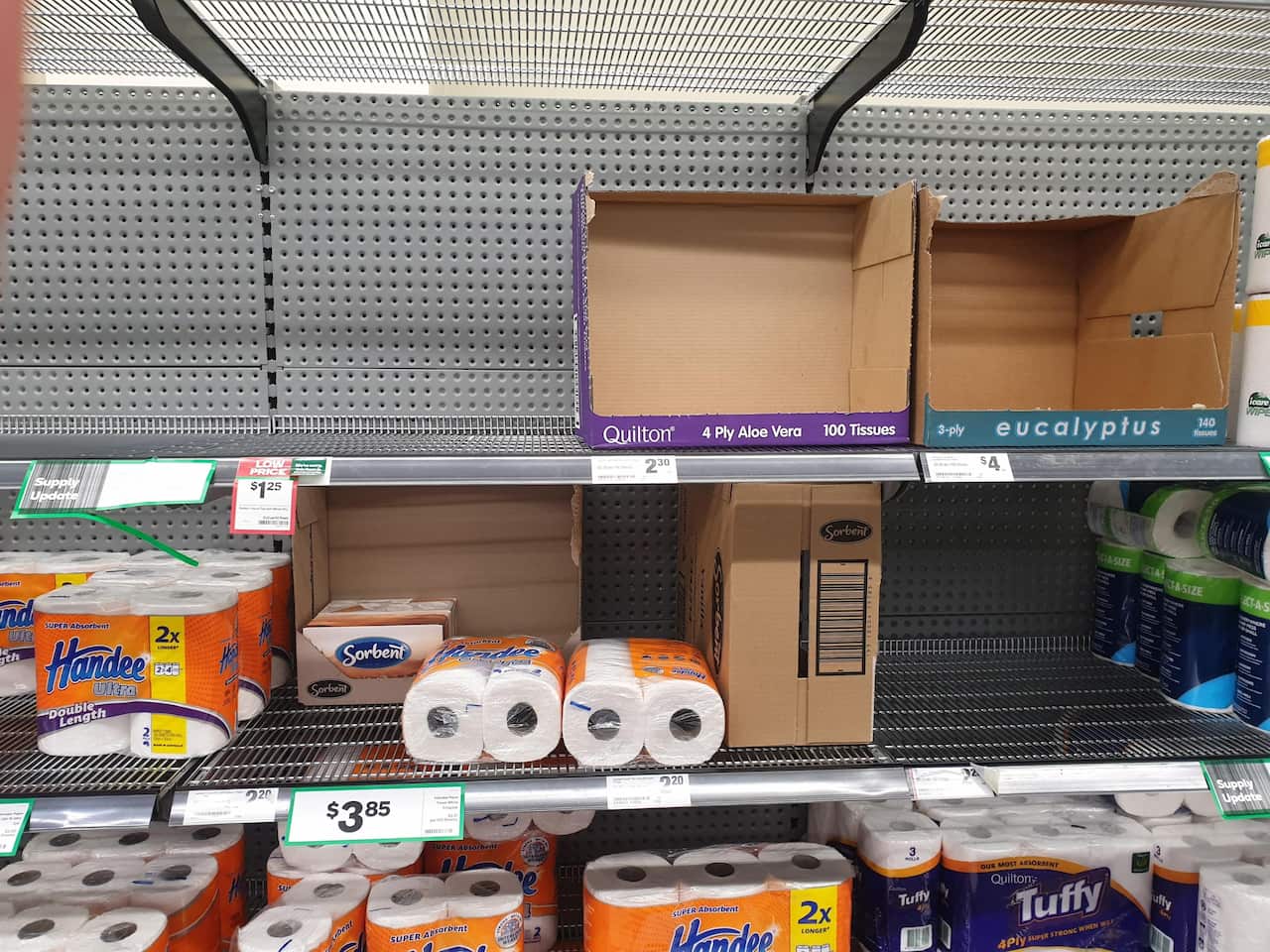 雪梨西北區一大型連鎖超市盒裝紙巾今日繼續缺貨。2022年6月16日。