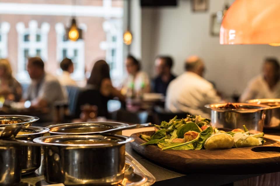 إيجار مجاني لمدة ثلاثة أشهر: صاحب مطعم يتحدث عن مفاجأة تلقاها من صاحب العقار 