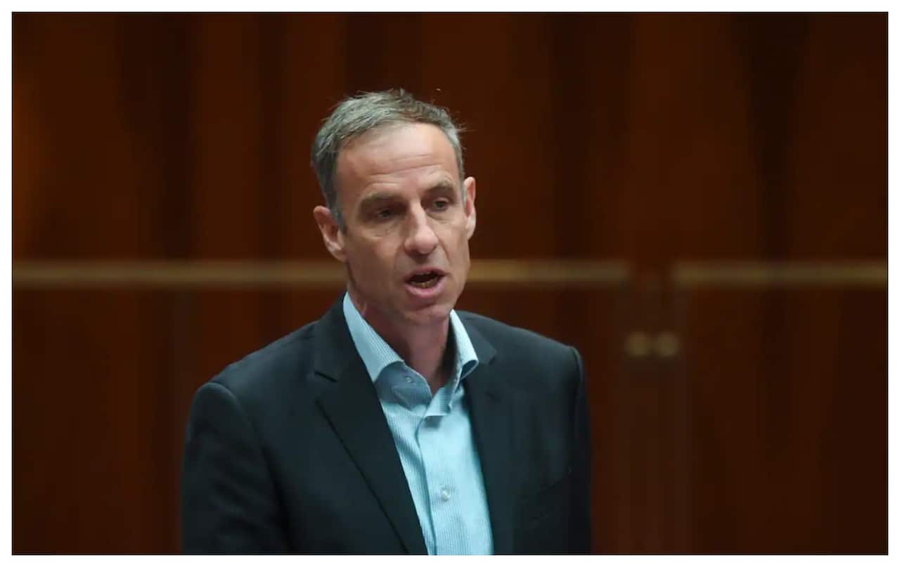 นายนิก แมกคิม วุฒิสมาชิกแทสเมเนียและโฆษกด้านการตรวจคนเข้าเมืองของพรรคฝ่ายค้าน 